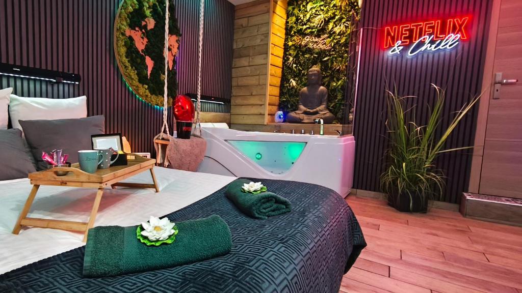 Eden SPA et Cinéma — love room à Brie Comte Robert