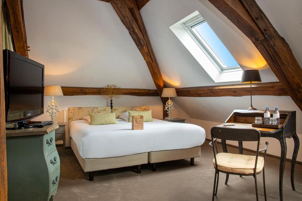 Château de Courban — love room à Courban