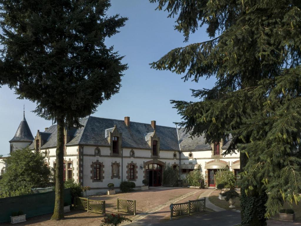 Chateau Du Boisniard — love room à Chambretaud