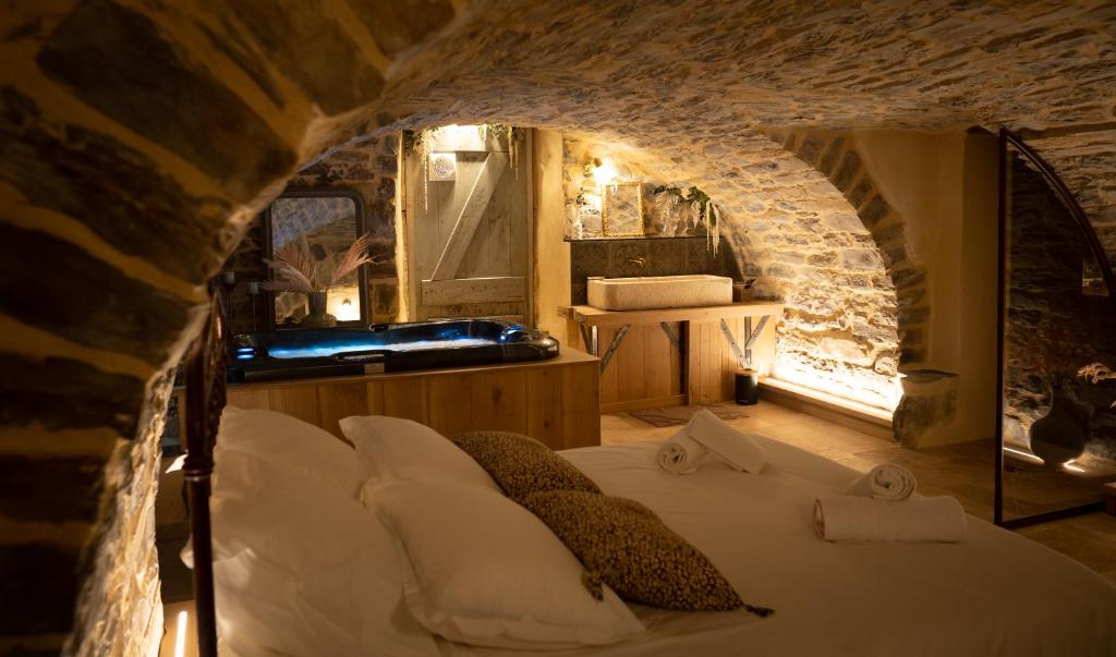 Hébergement insolite — love room à Millau