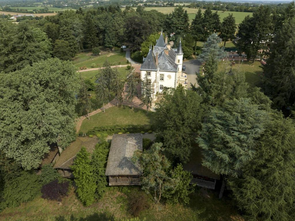 Chateau Du Boisniard — love room à Chambretaud