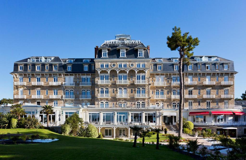 Hôtel Barrière Le Royal — love room à La Baule
