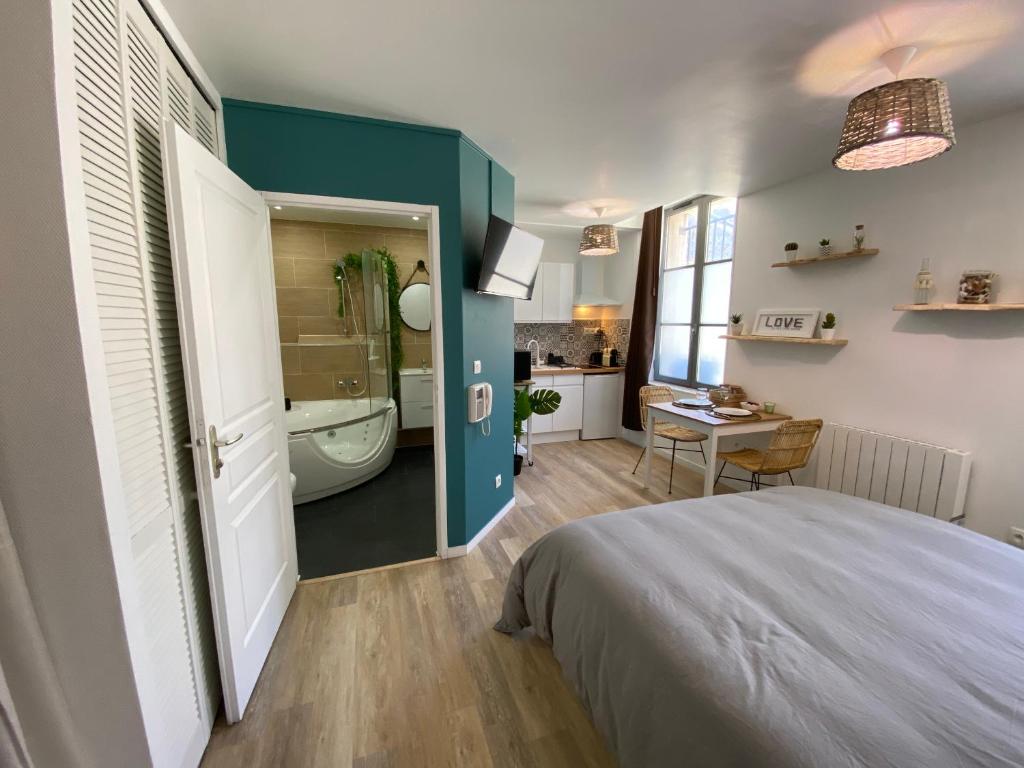La Cabane Voyage — love room à Rouen