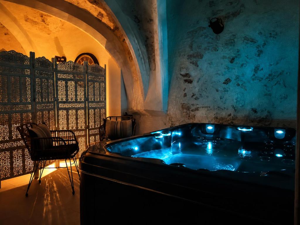 L'Envoûtement Provençal — love room à Orgon