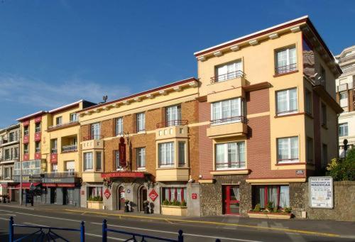 Hotel De La Matelote — love room à Wimereux