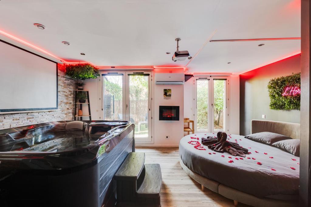 Love Room avec jacuzzi — love room à Toulouse