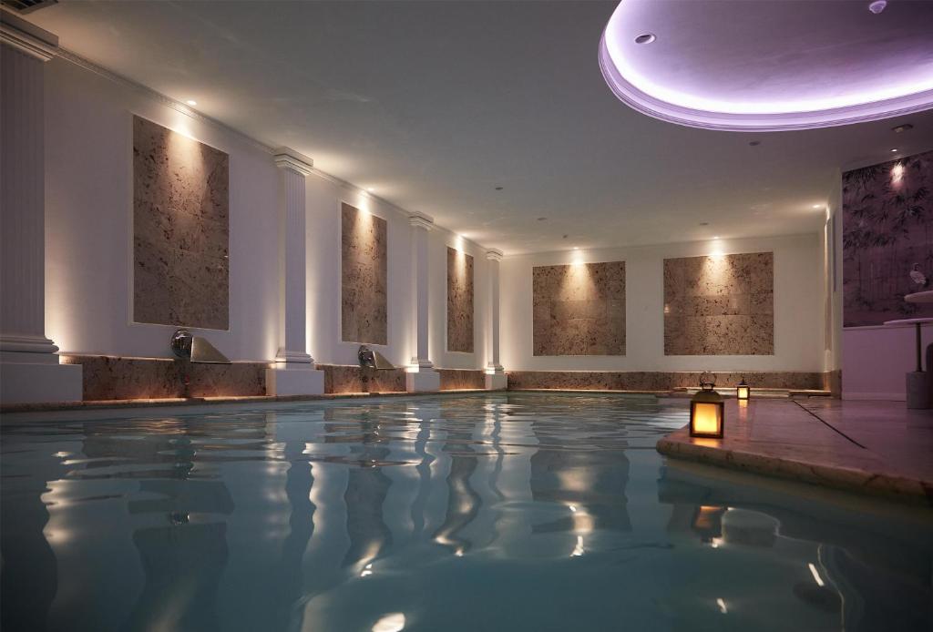 Paris j'Adore Hôtel & Spa — love room à Paris 17