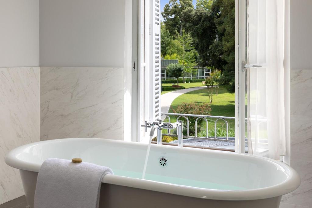 Château Belmont — love room à Tours