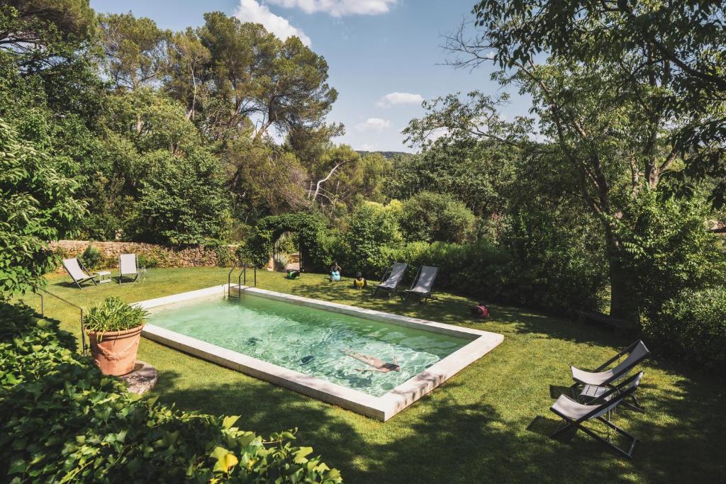 Les Lodges Sainte-Victoire — love room à Aix-en-Provence
