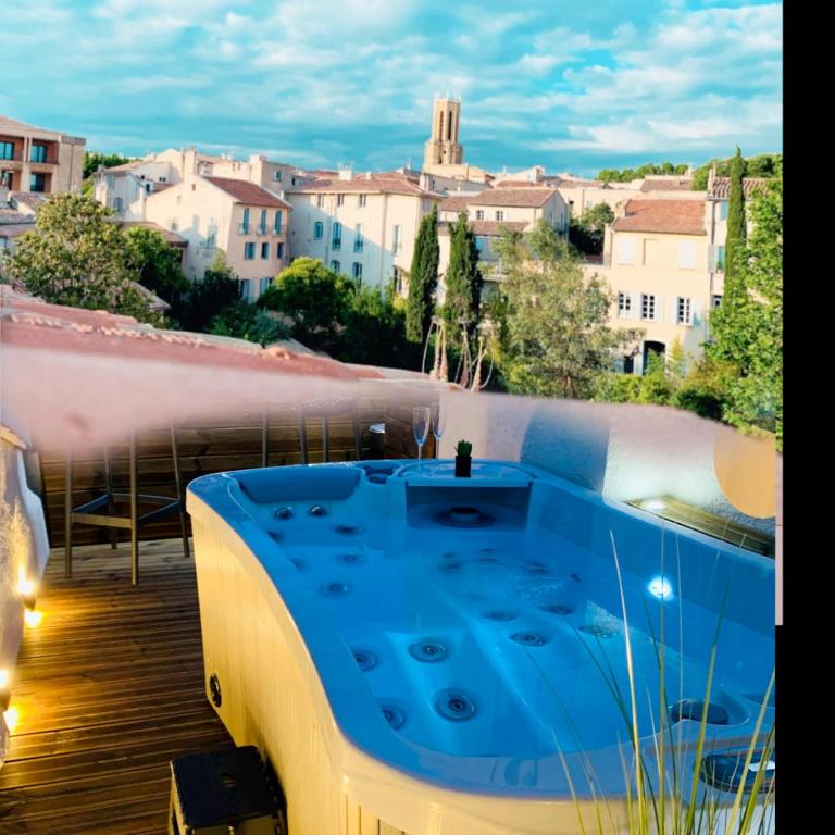 Le Bellevue — love room à Aix-en-Provence