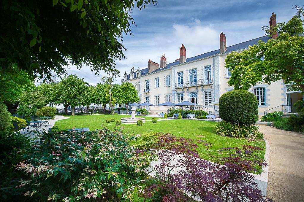 Hôtel & Spa Perier Du Bignon — love room à Laval