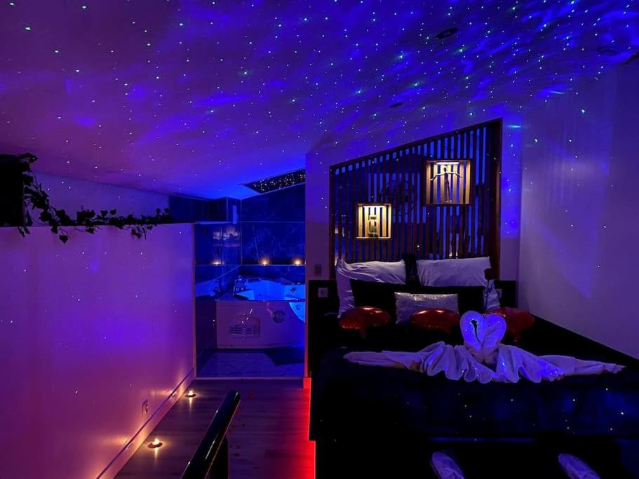 Suite Romantique Spa — love room à Grenoble
