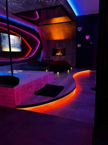 Les Secrets Rooms/Love Room — love room à Rivesaltes