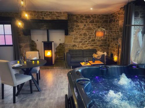 Le Domaine des Songes — love room à Saint-Maden