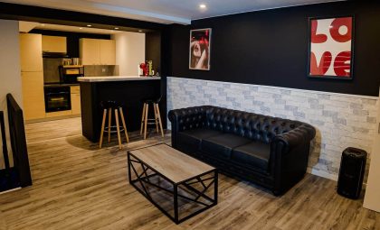 9d82e755-6c22-484c-aa3f-a3510ac49ab4